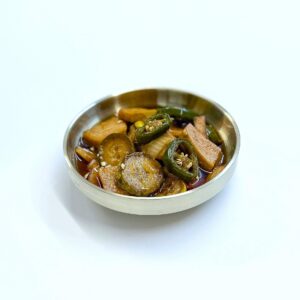 korean assorted pickles 오이고추저림